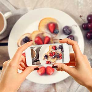 Your Dish, Your Story: Mastering Personal Plating & Social Media